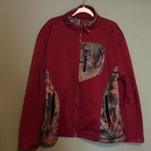 Trail Crest Outdoor coat red/ burgundy and camo size xl